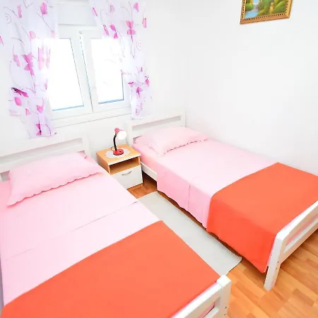 Sofija-2 By Interhome Apartamento