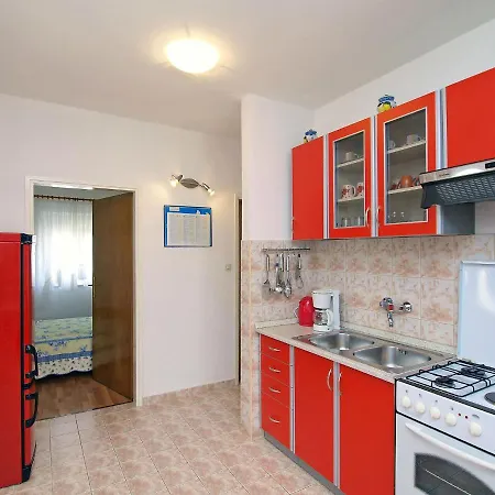 Apartamento Sofija-2 By Interhome